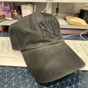 47 Brand Black On Black NY Yankees Hat